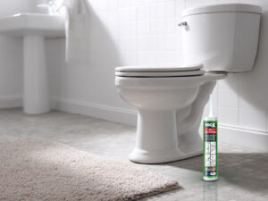 Cara finishing kloset duduk menggunakan sealant PRO-X 111 agar tidak bocor dan tahan jamur